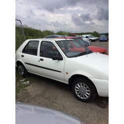 Ford Fiesta in white vgcondition drives superb ideal first car or cheap runabout very reliable car