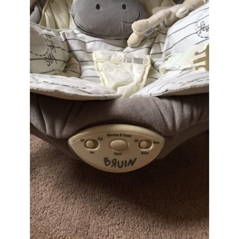 Baby rocker chair