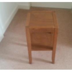 Wine table