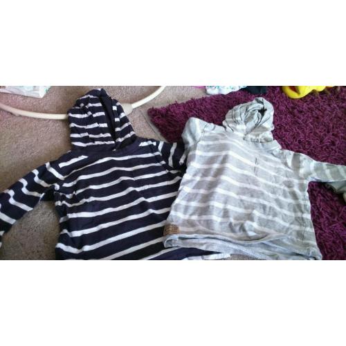 2 Baby boys next long sleeve tops 12-18 mobths