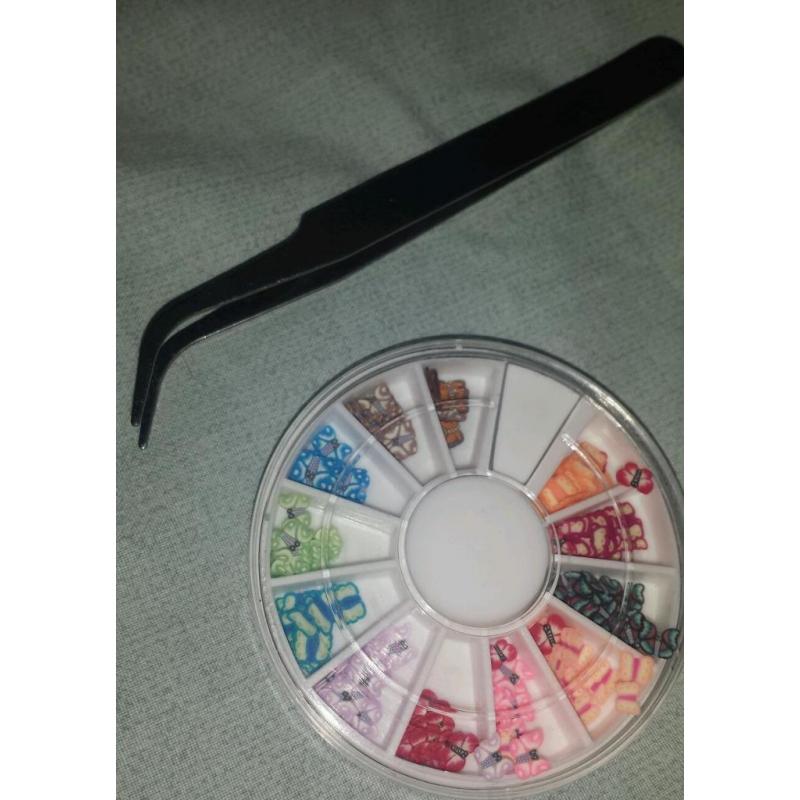 Set manicure