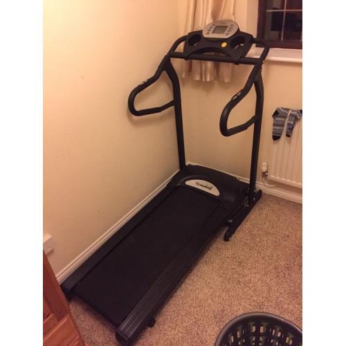 Motorised treadmill. Foldable. 240V