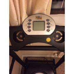 Motorised treadmill. Foldable. 240V