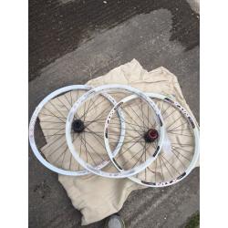 MTX wheel set