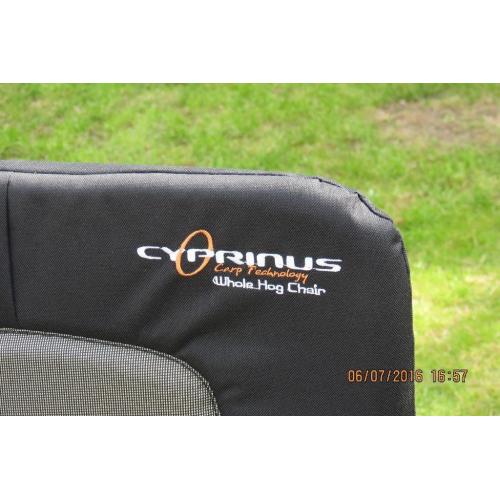 Cyprinus Whole Hog Fishing Arm Chair