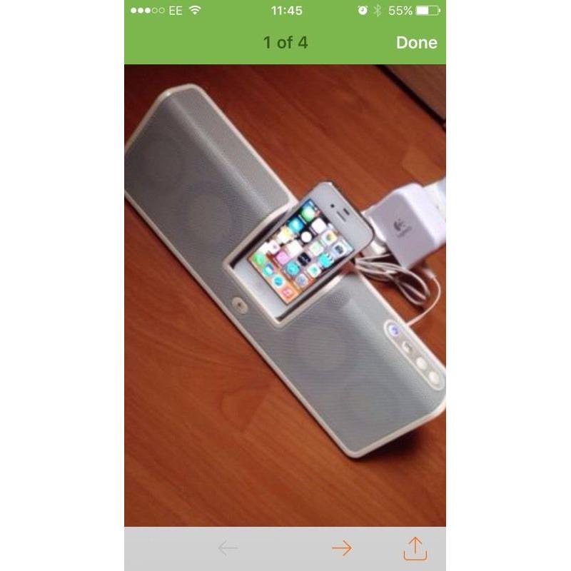 iPhone 4 /4s / iPod docking station BARGAIN