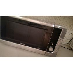 Stainless Steel Microwave Oven & Grill In New Condition
