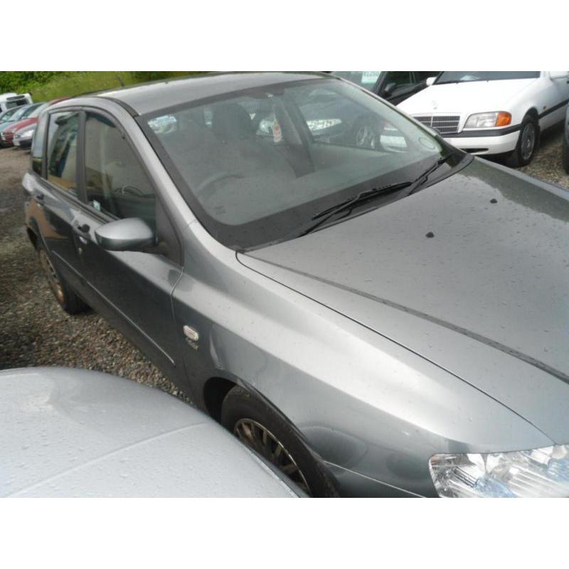 2004 FIAT STILO 1.4 16V Active [AC] ONE OF SEVERAL VEHICLES AT UNDER A GRAND