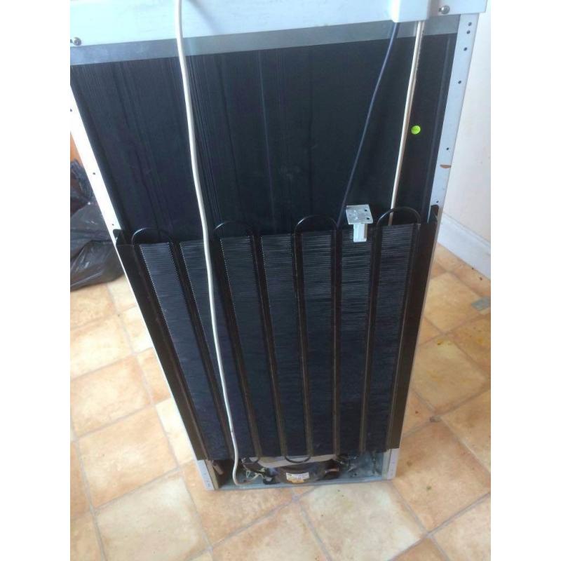 LEC Fridge Freezer