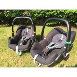 Maxi Cosi Pebble (Black) car seats x 2 + 2 rear Mirrors -TWINS