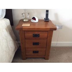 Bedside units