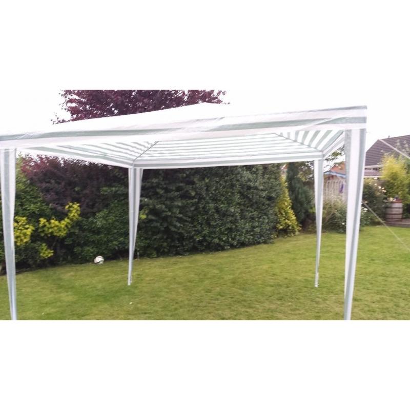 3m x 3m Garden Gazebo