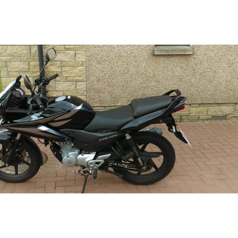 2011 Honda CBF 125cc motorbike 3K miles 125