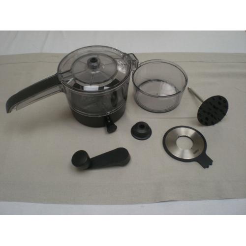 High Quality vegetable spiraliser with triple blades, easy clean, immaculate clean condition