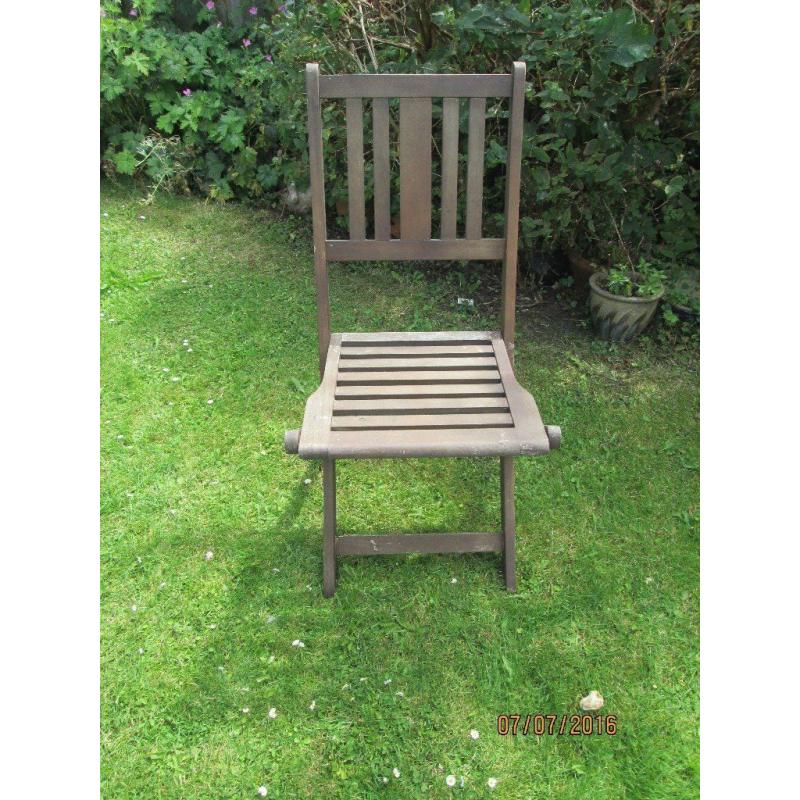 4 wooden garden folding chairs