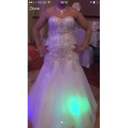 Wedding dress