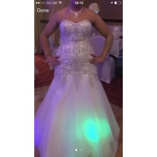 Wedding dress