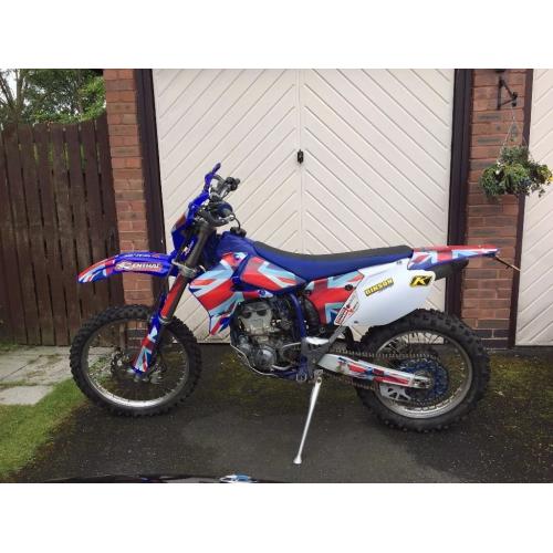 YAMAHA WR250F (2007)
