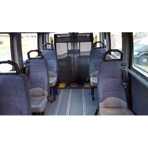 *** RENAULT MASTER 9 SEATER MINIBUS WITH WHEELCHAIR LIFT QUICK SALE WANTED ***