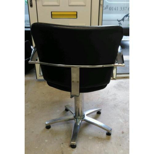 Salon styling swivel chairs