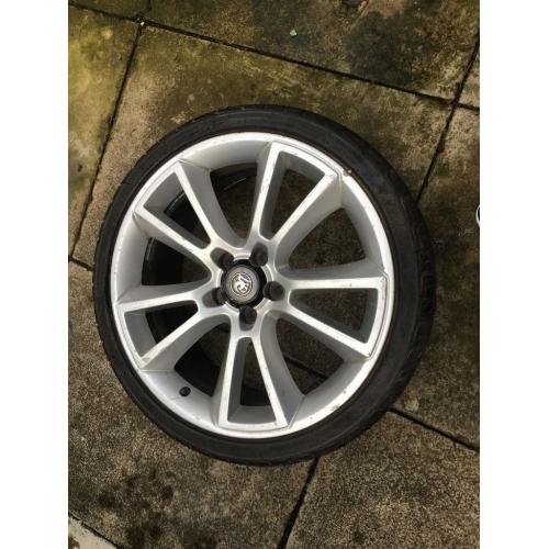 VXR wheel and tyre