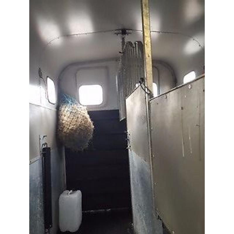Richardson Rice Supreme Excel horse trailer