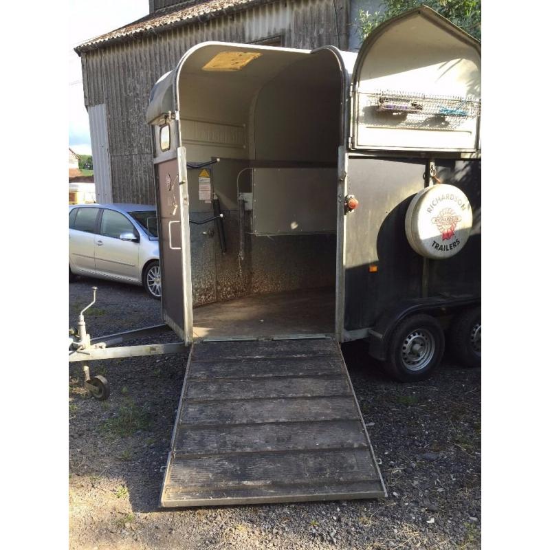 Richardson Rice Supreme Excel horse trailer