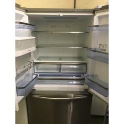 Hisense American style fridge freezer