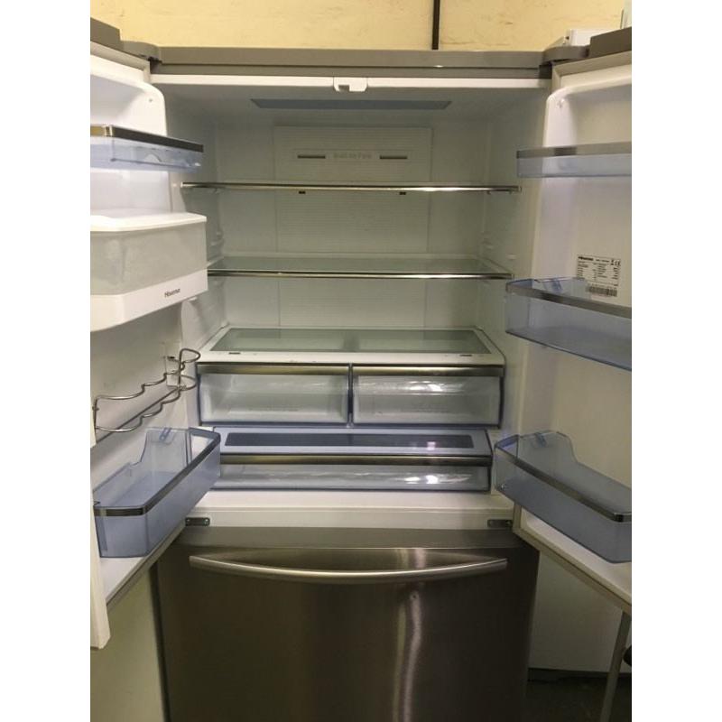 Hisense American style fridge freezer