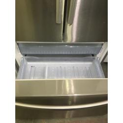 Hisense American style fridge freezer