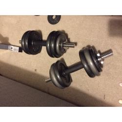 Bench press and sit up press with over 40 kg weights