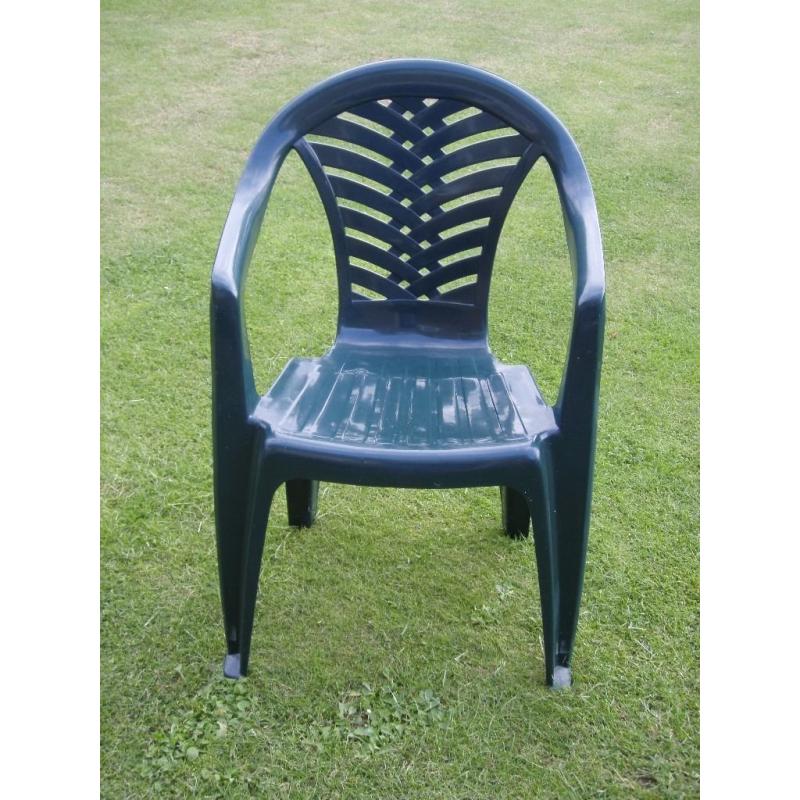 Stacking garden chair