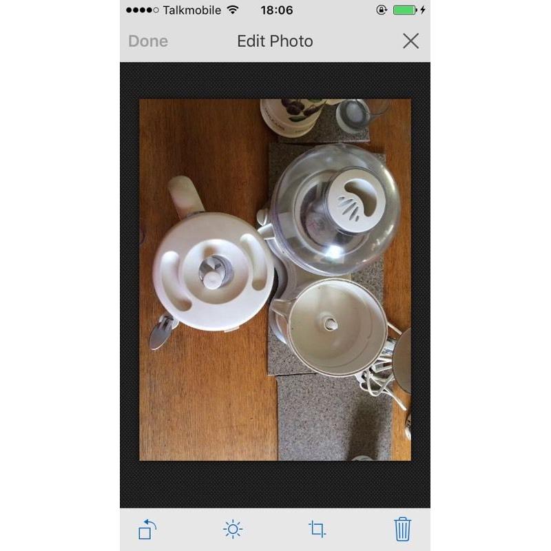 Kenwood Juicer.