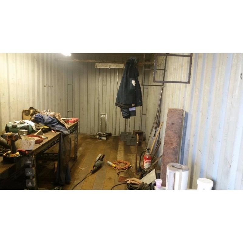 20 foot shipping container