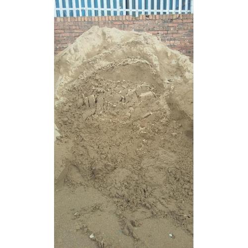 Building, sharp and concrete sand. No V.A.T! A full ton!