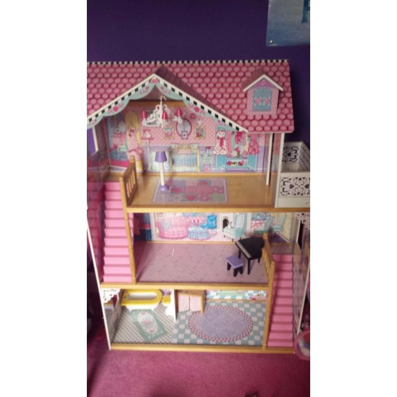 Large Dolls House Immaculate Condition