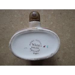 **WADE**...Port dispenser