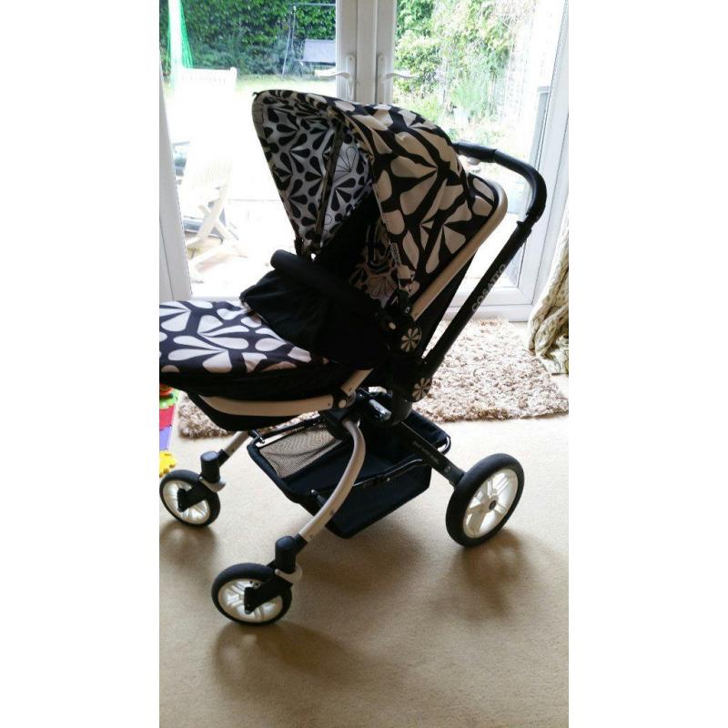 Cosatto Ooba Charleston 3-in-1 pushchair travel system