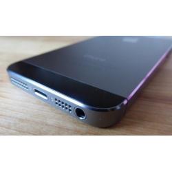 iPhone 5s 16GB space gray