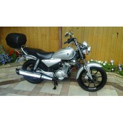 Immaculate Yamaha Custom 125