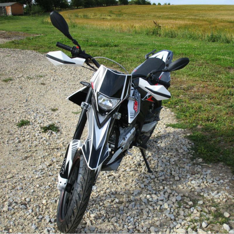 WK Bikes 125 124cc SM.