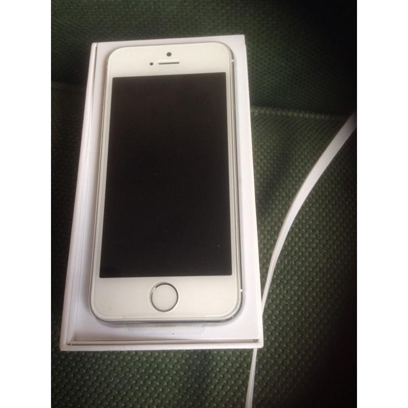 iPhone 5s 16gb NEW SILVER