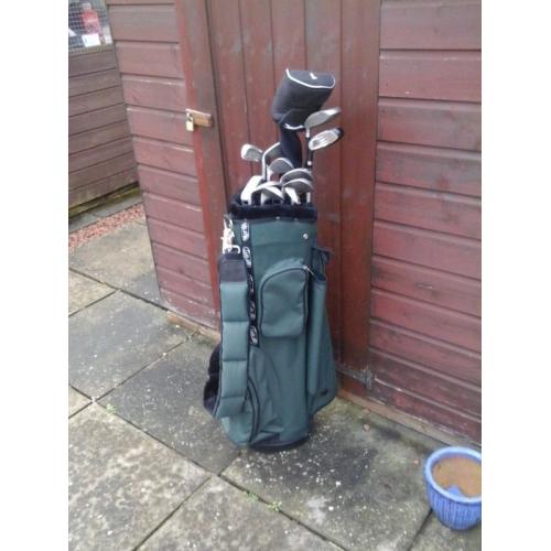 Golf clubs + bag