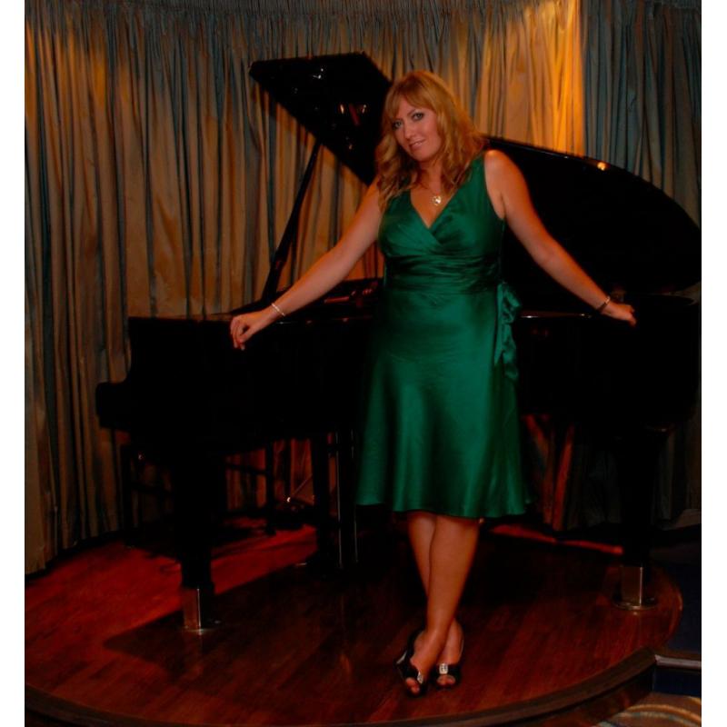 Harpist / Pianist Available for your Wedding / Event / Party