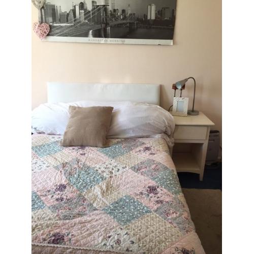 Room to let south side