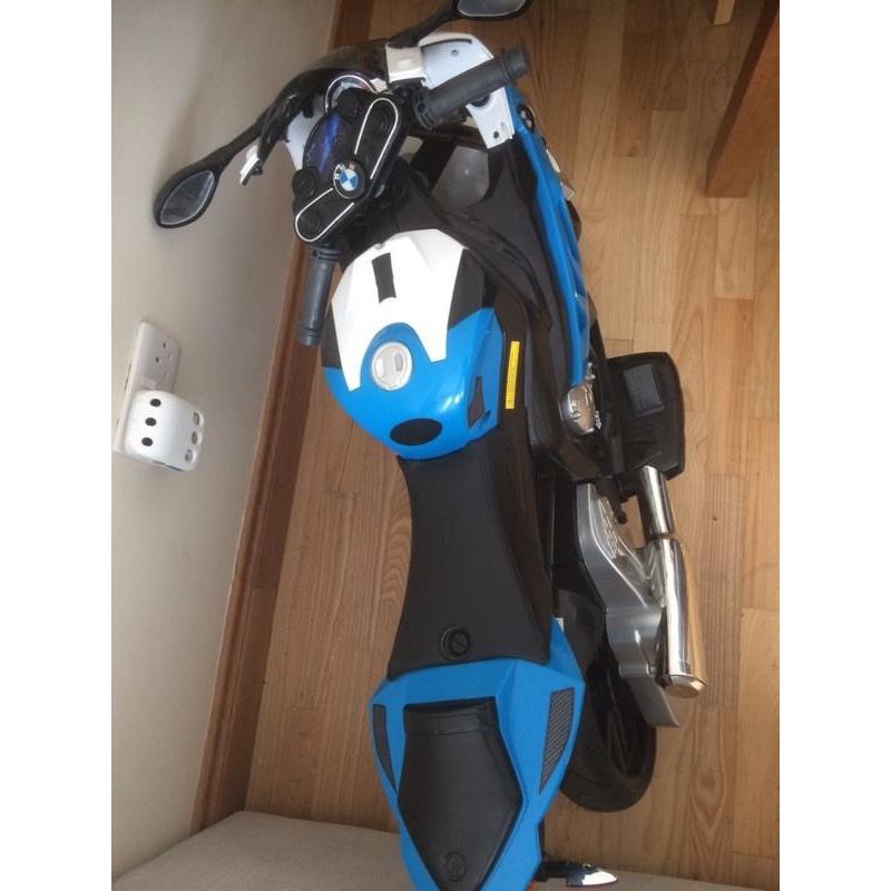 Battery operated kids motorbike