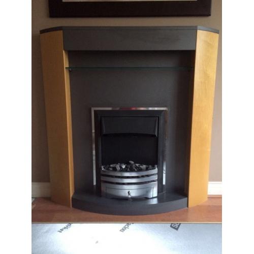 Electric fire and fireplace