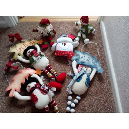 6 Christmas Decorations New with tags.