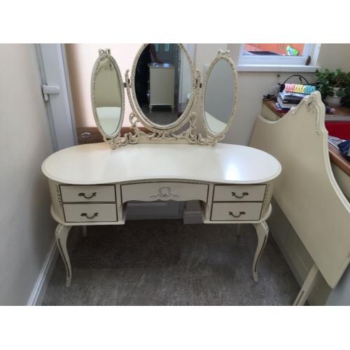 Complete set Shabby chic style mirrored dressing table, wardrobe, chest of drawers & headboard.