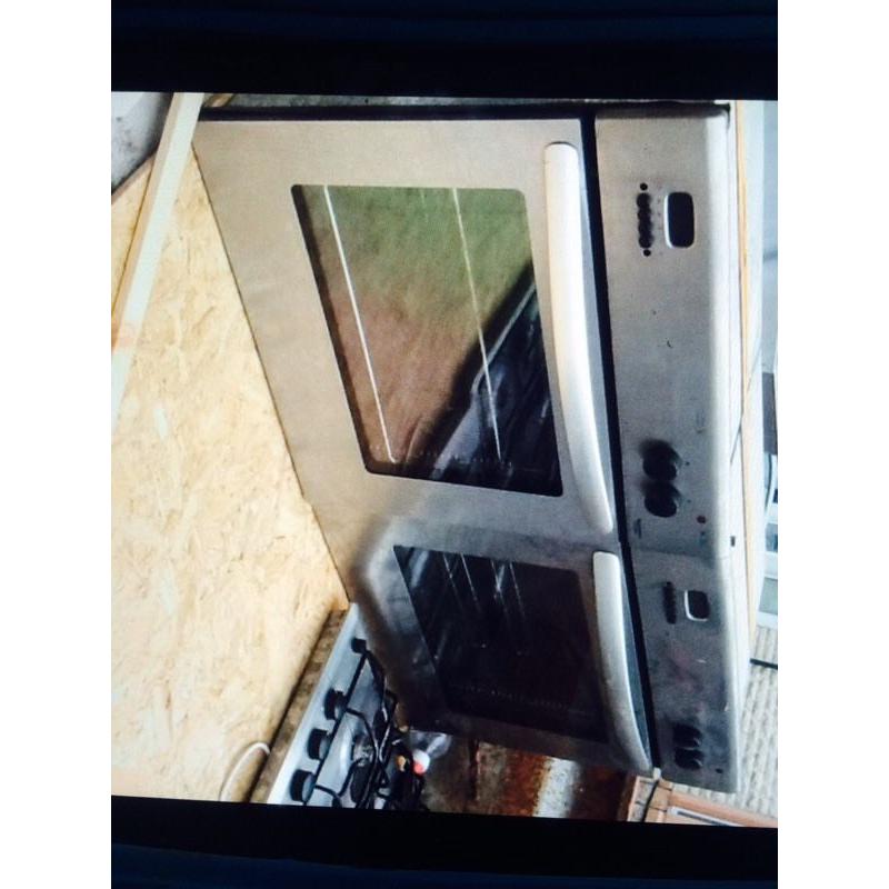 Oven and hob